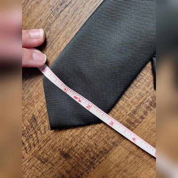BUNDLE & SAVE Izod tie - Picture 7 of 8